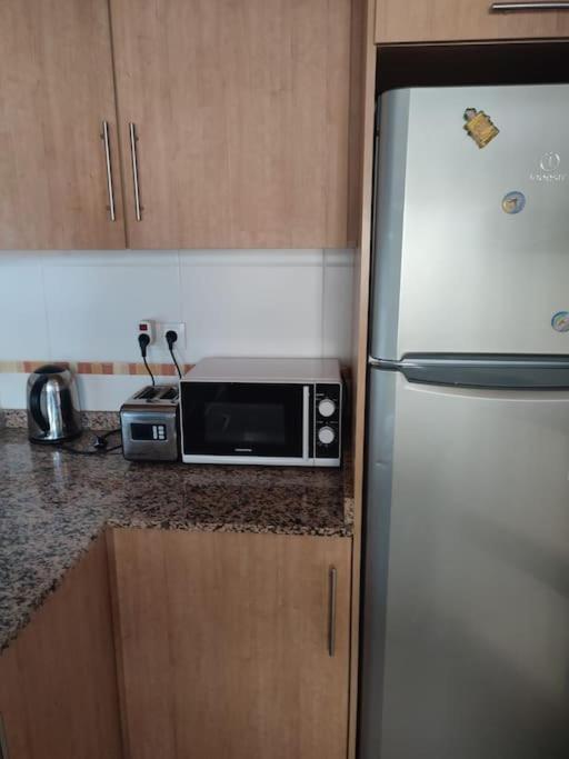 Apartamento En Primera Linea De Playa Con Vistas Cabanes  Bagian luar foto